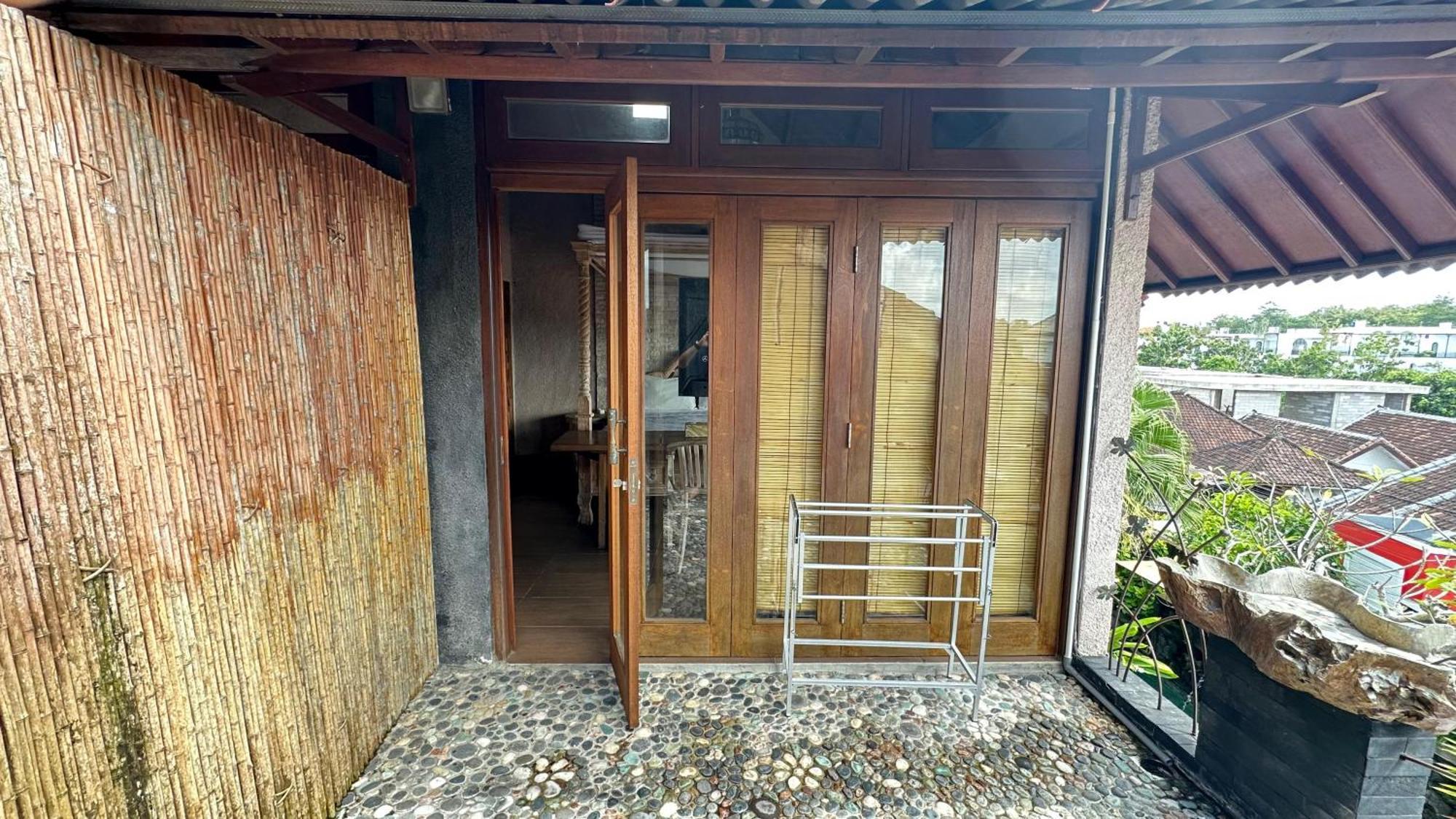 Villa Dayins Uluwatu Exteriör bild
